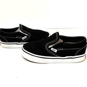 New Black. & White Vans (Girl/Boy